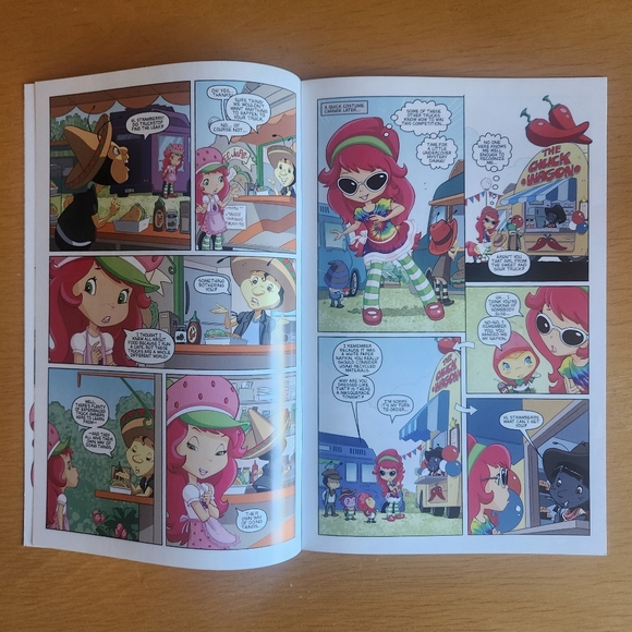 Strawberry Shortcake #5 & #6 (2016) Comics (Lot of 2) - Picture 8 of 16